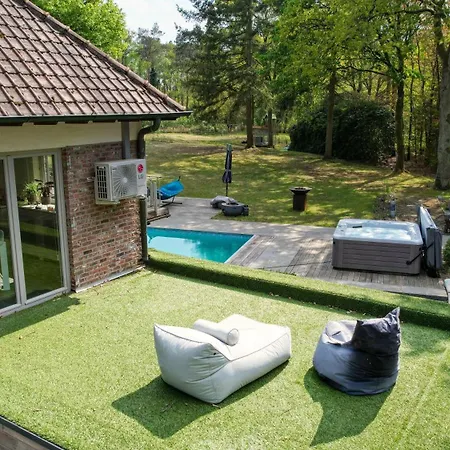 Arthurs Palace Villa Heusden-Zolder
